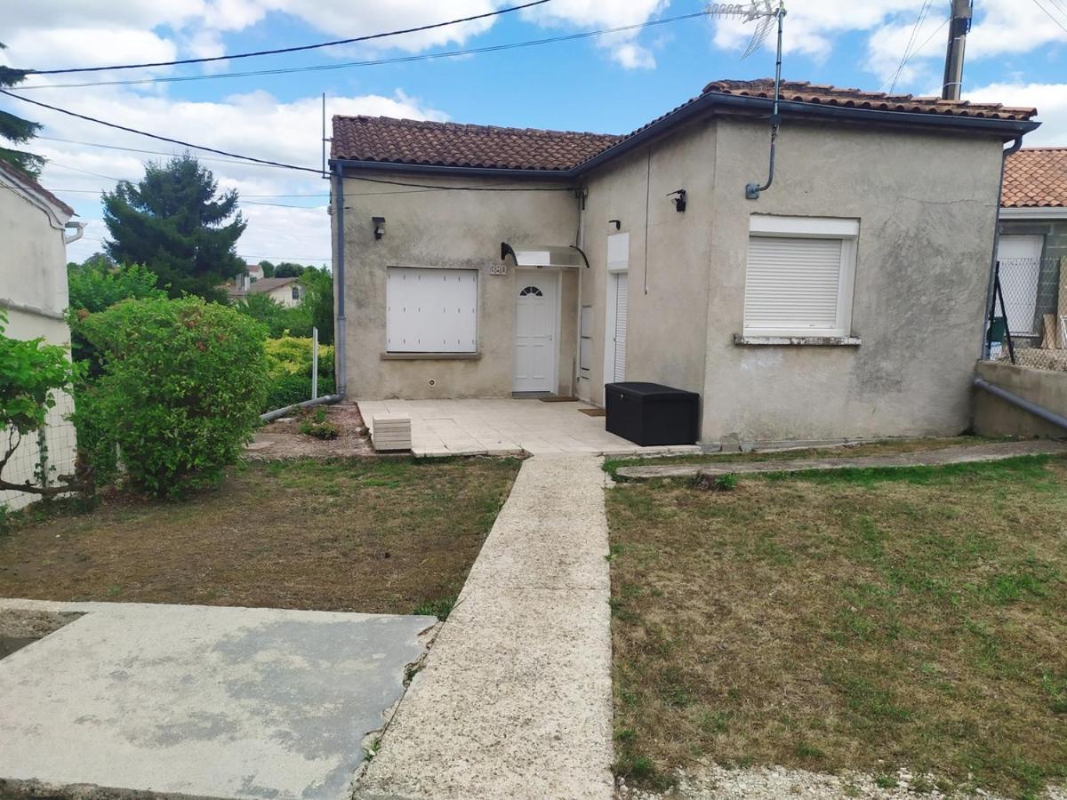 Appartement T2- Le Bon Accueil / Wifi / Parking Angouleme Exterior photo